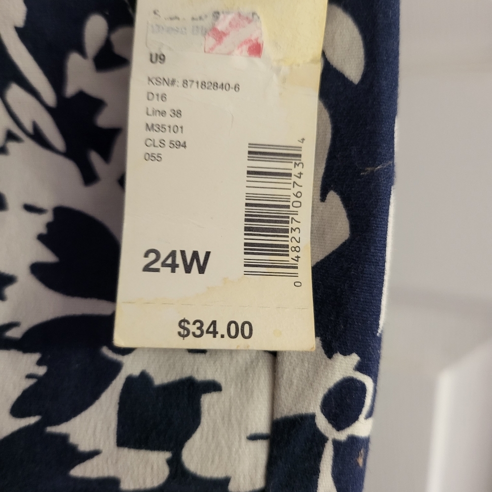 Walking shorts size 24 - Picture 2 of 4